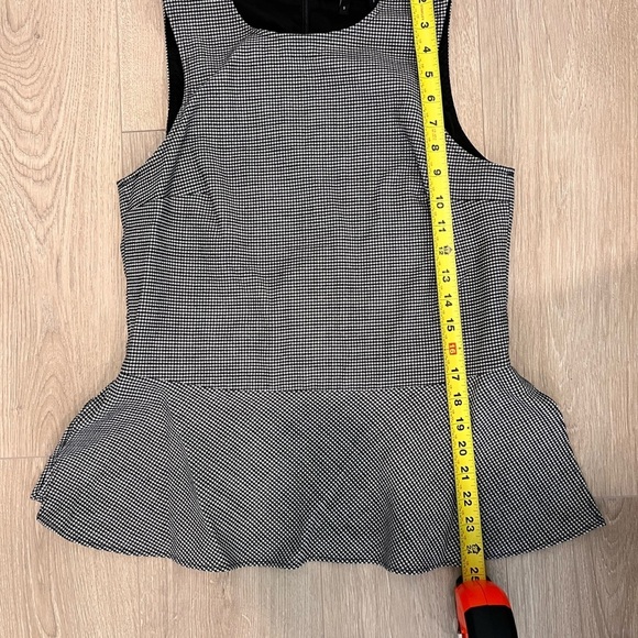 Theory Black and White Checkered Tank Top - Picture 5 of 6